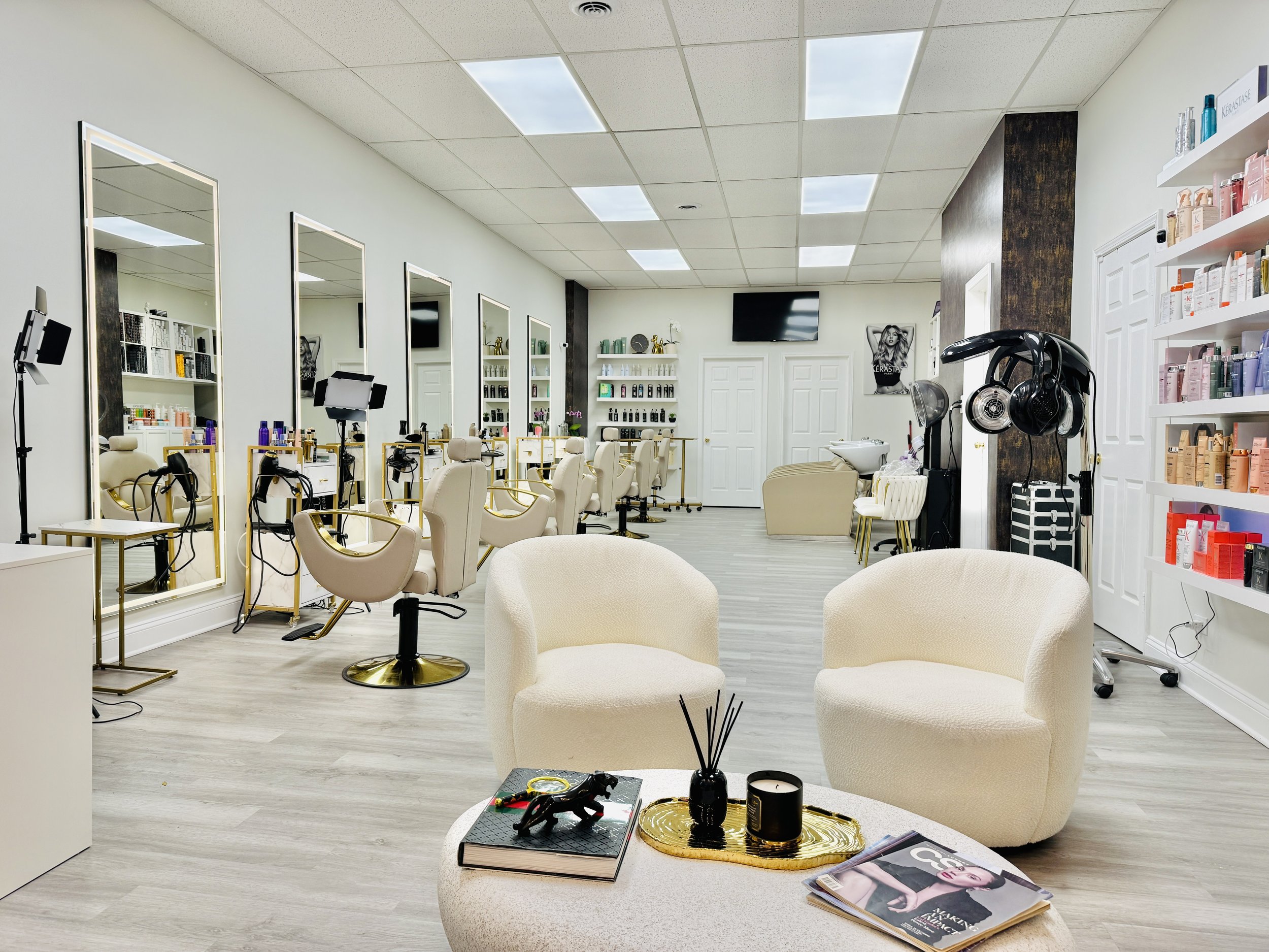 Inside the D'Lucca salon on California Avenue